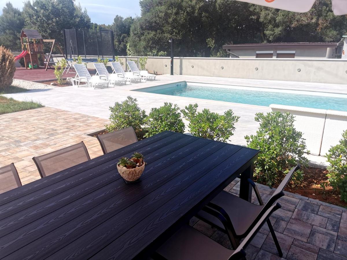 Casa Matea - 90 M From The Sea, New Private Swimming Pool Pula Exterior foto